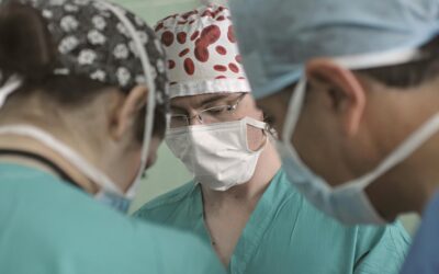 Sueldo de un enfermero en 2026: salario base, complementos y diferencias por comunidad